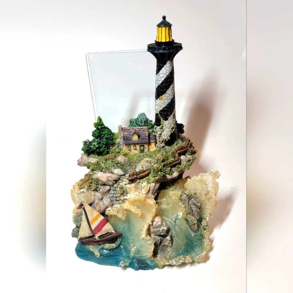 Lighthouse Vintage Wind Up Musical Picture Frame Sankyo - Picture 1 of 6